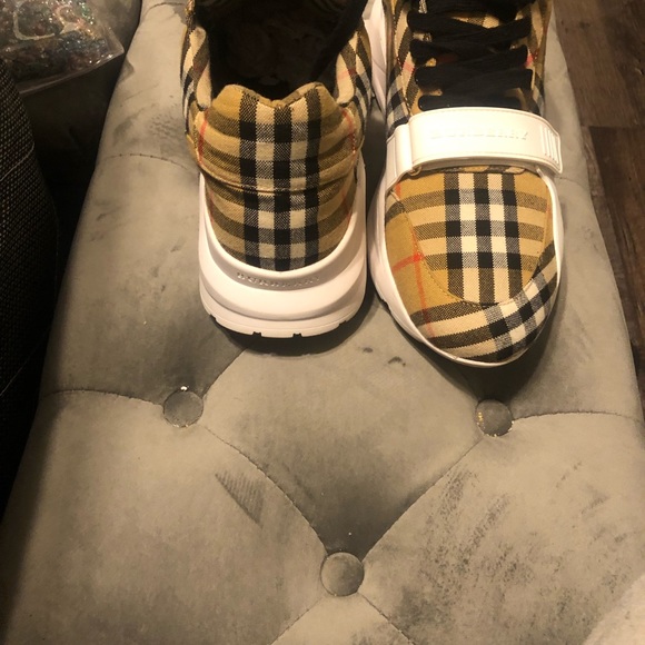 In perfect condition - Picture 4 of 6